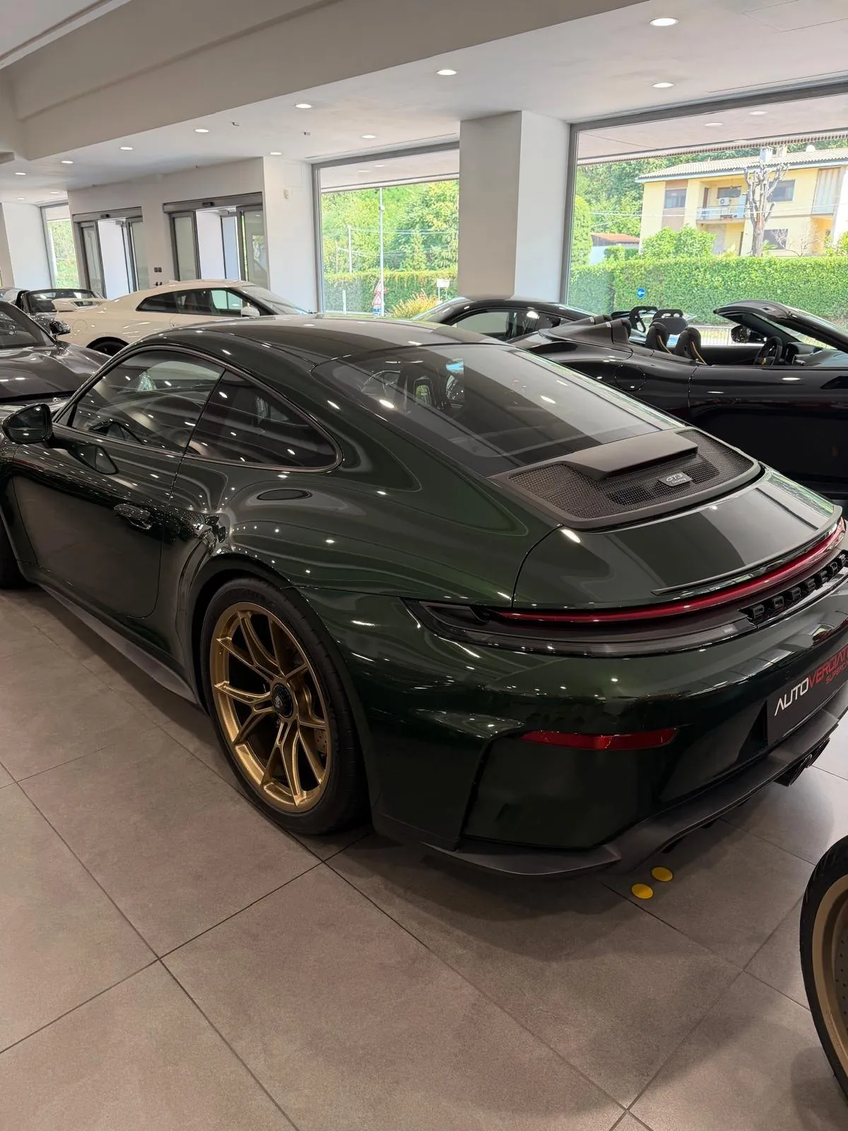 Porsche 911 GT3 Touring verte