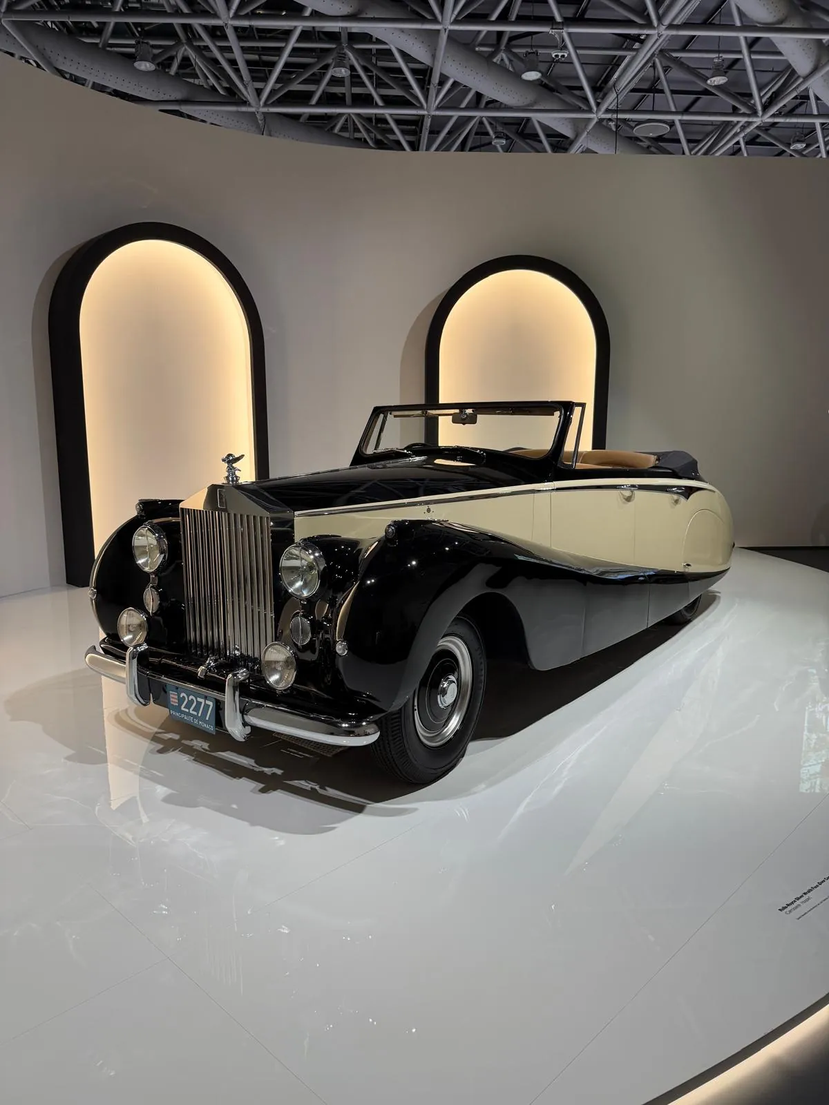 Rolls-Royce Silver Wraith, liée au mariage du prince Rainier III et de Grace Kelly en 1956